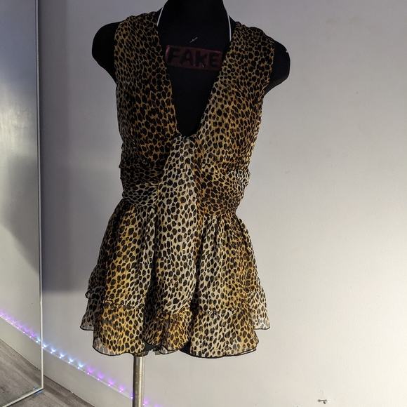 Dolce & Gabbana cheetah print silk peplum shirt - Picture 3 of 7